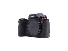 Panasonic Lumix S5 II