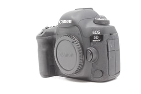 Canon EOS 5D Mark IV