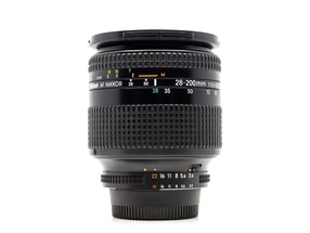 Nikon AF Nikkor 28-200mm f/3.5-5.6D
