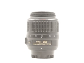 Nikon AF-S DX Nikkor 18-55mm f/3.5-5.6G VR