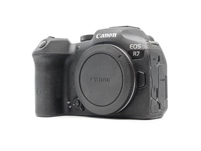 Canon EOS R7