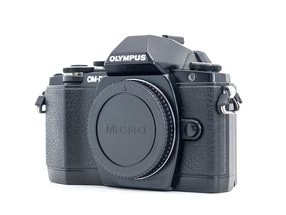 Olympus OM-D E-M10