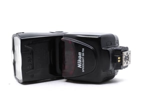 Nikon SB-700 Speedlight