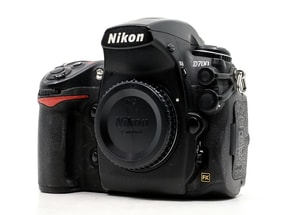 Nikon D700