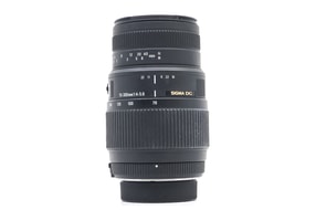 Sigma 70-300mm f/4-5.6 DG Macro - Nikon Fit
