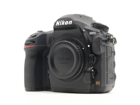 Nikon D850