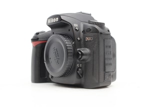 Nikon D90