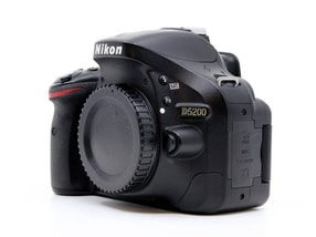 Nikon D5200