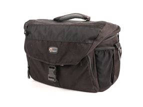 Lowepro Nova 200 AW Shoulder Bag