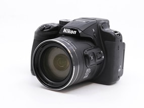 Nikon Coolpix B700