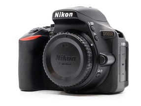Nikon D5600