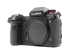 Panasonic Lumix DC-S1