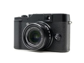 Fujifilm X10