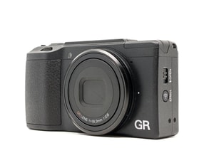 Ricoh GR II