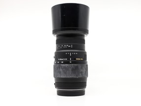 Sigma 70-300mm f/4-5.6 DG Macro - Canon EF Fit