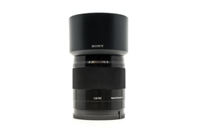 Sony E 50mm f/1.8 OSS