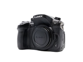 Panasonic Lumix DMC-GH4R