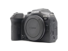 Canon EOS R7