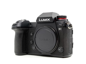 Panasonic Lumix DC-S1
