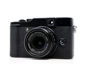 Fujifilm X10