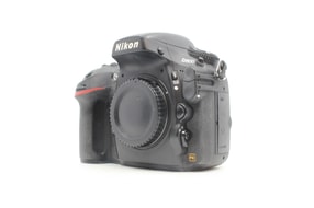 Nikon D810