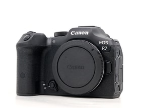 Canon EOS R7