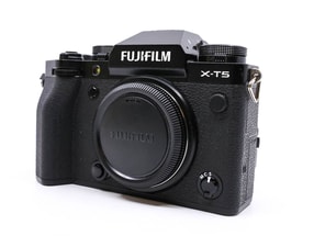 Fujifilm X-T5