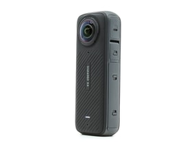 Insta360 X4