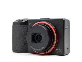 Ricoh GR III