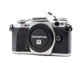 Olympus OM-D E-M5 Mark II