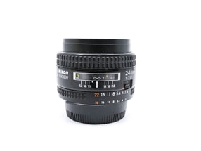 Nikon AF Nikkor 24mm f/2.8
