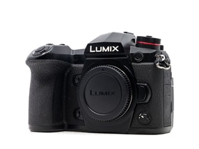 Panasonic Lumix DC-G9