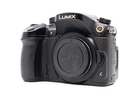 Panasonic Lumix DMC-GH4