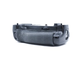 Nikon MB-D16 Battery Grip