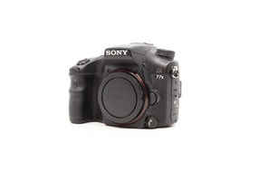 Sony Alpha A77 II