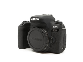 Canon EOS 77D
