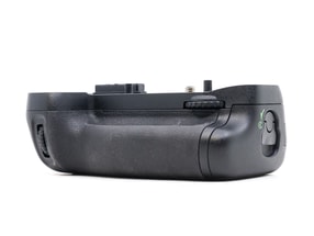 Nikon MB-D15 Battery Grip