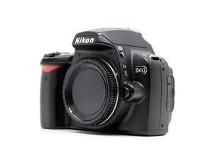 Nikon D40