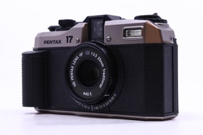 Pentax 17