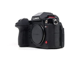 Panasonic Lumix DC-S1H