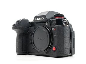Panasonic Lumix DC-S1H