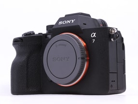 Sony Alpha A7 IV