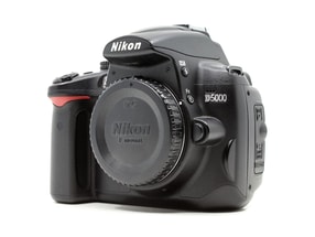 Nikon D5000
