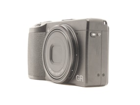 Ricoh GR III