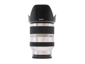 Sony E 18-200mm f/3.5-6.3 OSS