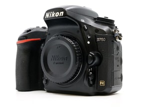 Nikon D750