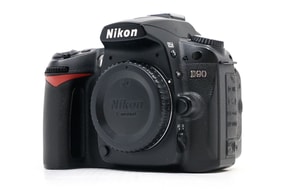 Nikon D90