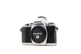 Olympus OM-D E-M5