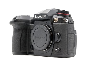 Panasonic Lumix DC-G9