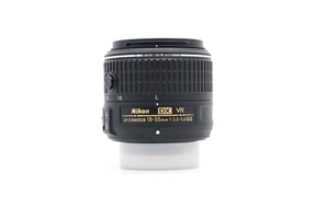Nikon AF-S DX Nikkor 18-55mm f/3.5-5.6G VR II